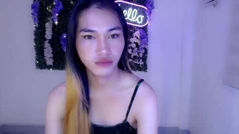 Snapshot of yoursexservice chatting on January 25, 12:17 am    online show from January 25, 12:17 am