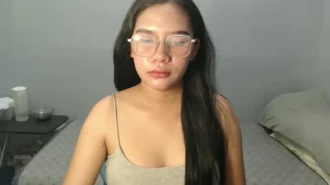 yoursexy_reb online show from January 17, 2:05 am