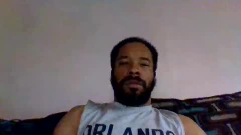 Snapshot of yoursexydaddy79 chatting on December 8, 1:14 pm mother fucker online show from December 8, 1:14 pm