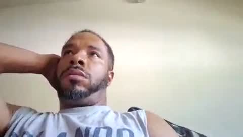 yoursexydaddy8181 online show from August 4, 7:05 pm