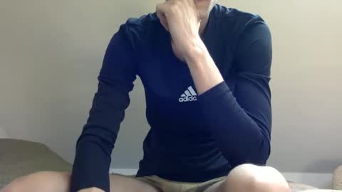 Snapshot of yoursexymat3 chatting on February 19, 11:17 am Yoursexymat3 online show from February 19, 11:17 am