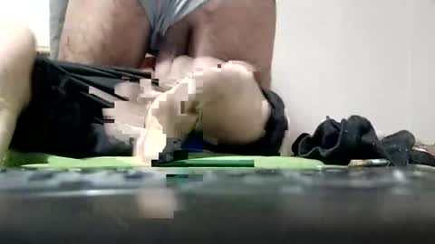 Snapshot of yoursexymr chatting on November 12, 4:07 pm Mark online show from November 12, 4:07 pm