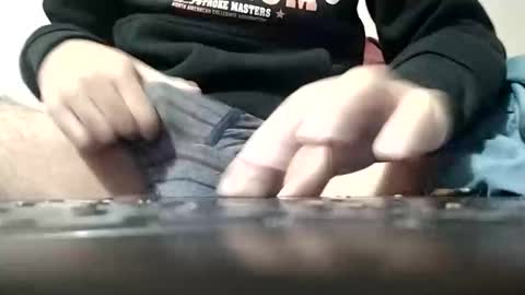 Snapshot of yoursexymr chatting on December 1, 4:34 pm Mark online show from December 1, 4:34 pm