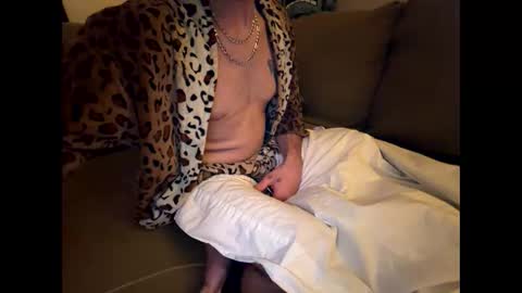 yourslavboy online show from April 27, 10:24 am