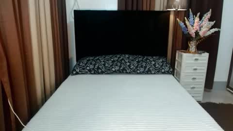 Snapshot of yoursweet_amara chatting on February 23, 9:45 pm AMARA online show from February 23, 9:45 pm