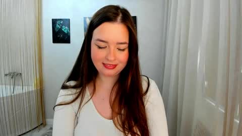 yoursweetmaddy online show from May 26, 11:28 am