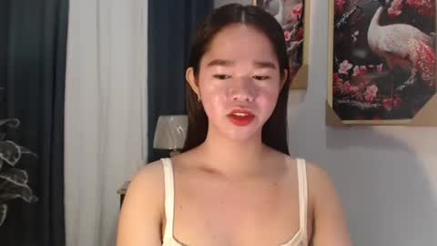 yourtinybunny online show from September 12, 10:15 am