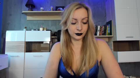 Snapshot of yourvenus00 chatting on January 7, 7:52 am YourVenus00 -Follow my OF online show from January 7, 7:52 am
