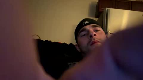 yourwhiteislandboy online show from May 16, 11:36 pm
