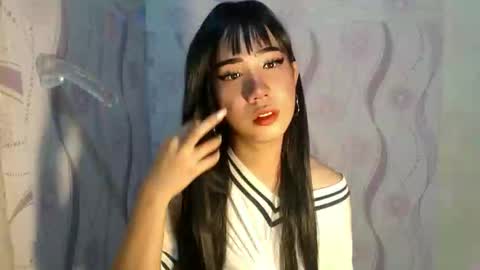 yourwife_material99 online show from April 14, 9:48 am