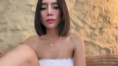 YowgineTheGreat online show from April 7, 4:46 am