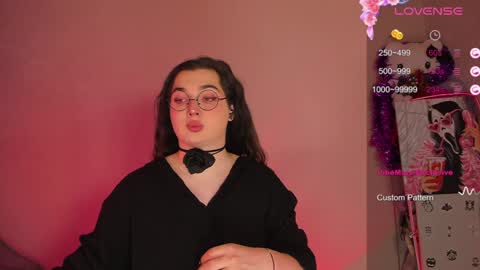 Ysabell online show from December 24, 11:17 am