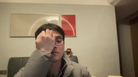 Albert Locko online show from February 1, 5:11 pm