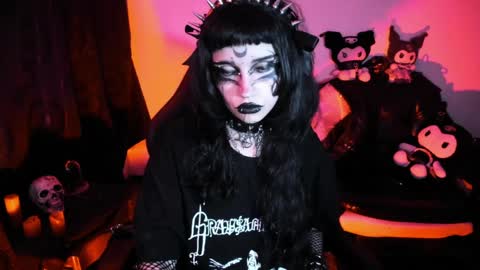 Yue Eclipsa online show from April 8, 4:45 am