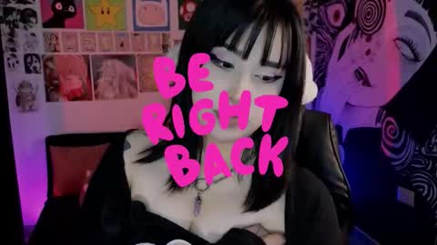    rawr   Anne Independent model      online show from October 19, 10:54 pm