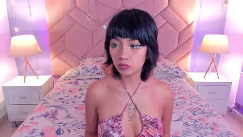 Snapshot of yui_lin chatting on March 12, 7:59 pm Yui LIn online show from March 12, 7:59 pm