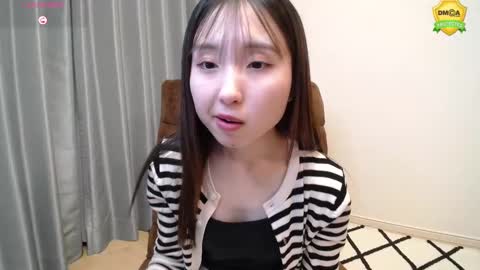 Snapshot of yui_x chatting on February 27, 12:23 pm yui_x online show from February 27, 12:23 pm