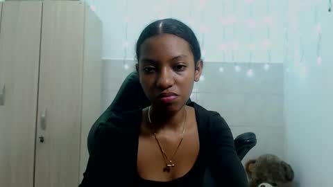 Snapshot of yukari_pr chatting on September 13, 2:44 am YUKARI online show from September 13, 2:44 am