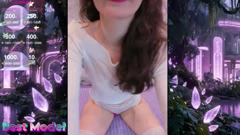 Yuki  online show from March 18, 10:40 am