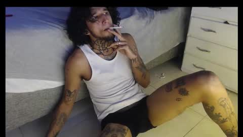 Snapshot of yuki_mil chatting on November 8, 6:07 pm yuki_mil online show from November 8, 6:07 pm