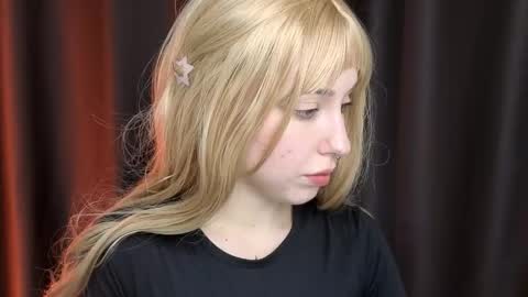 Misa online show from December 3, 3:32 pm