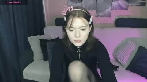 YukiShine online show from April 29, 11:14 am