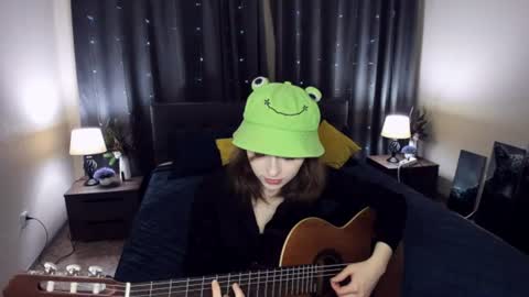 Snapshot of yukishine chatting on July 2, 5:41 pm YukiShine online show from July 2, 5:41 pm