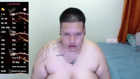 yul and val couple online show from April 2, 11:13 pm