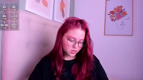 Yuliet online show from March 8, 5:01 pm