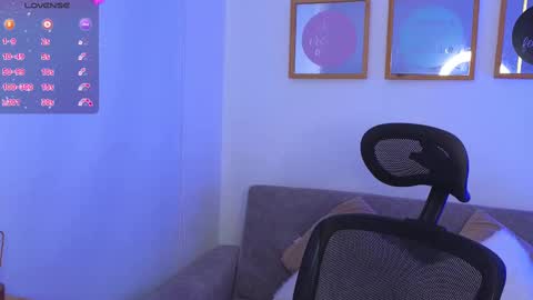 yulian_vasquez online show from September 10, 12:27 pm