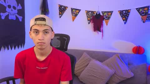 yulian_vasquez online show from October 12, 12:26 pm