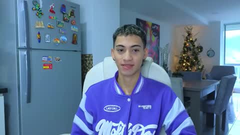 yulian_vasquez online show from November 16, 1:06 pm