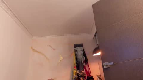 Snapshot of yulianpereira25 chatting on February 5, 2:27 am yulian 2811 online show from February 5, 2:27 am