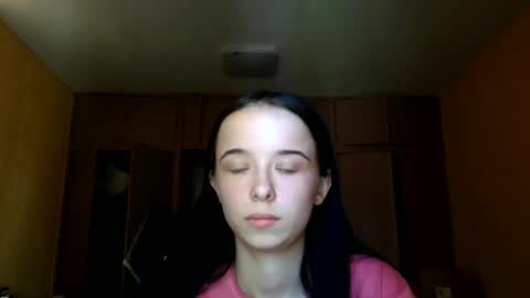 Yuliia online show from June 1, 7:32 am
