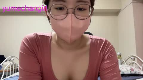 Snapshot of yumechangirl chatting on September 10, 3:17 am YumechangirlAnime Fan    online show from September 10, 3:17 am