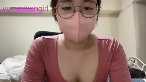 Snapshot of yumechangirl chatting on October 9, 3:04 am YumechangirlAnime Fan    online show from October 9, 3:04 am