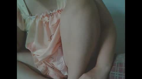 yumi123_ online show from November 5, 11:49 pm