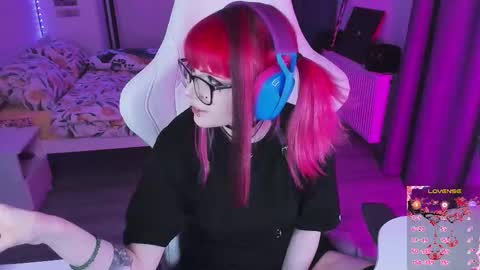 Yumi 3 online show from December 17, 10:38 pm