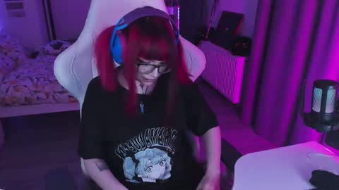 Yumi 3 online show from February 8, 2:53 pm