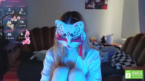 Snapshot of yumiko_uwu chatting on February 19, 10:11 am Yumeko online show from February 19, 10:11 am