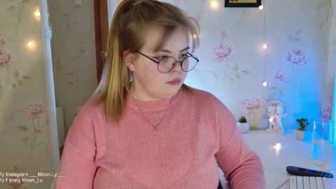 Polly online show from November 1, 4:42 pm