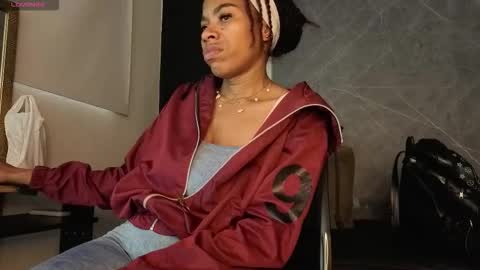 Yummyduo online show from October 27, 11:47 am