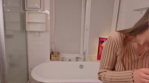 Emily online show from February 6, 5:49 pm