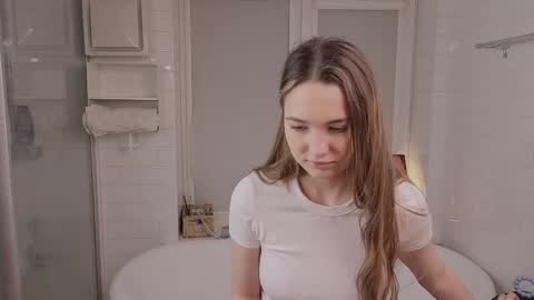 Emily online show from February 18, 5:20 pm