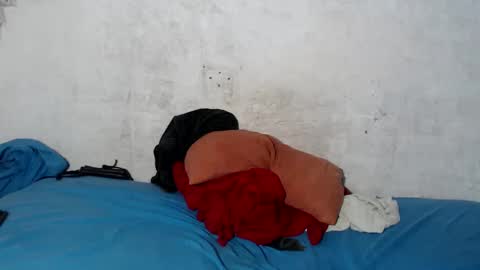 yummytittsxx online show from February 17, 5:36 am