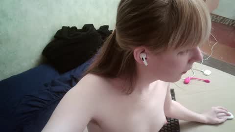 Yuna online show from December 9, 4:58 pm