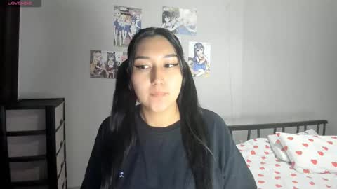 Snapshot of yunami_chan chatting on January 15, 10:42 am Yumi online show from January 15, 10:42 am