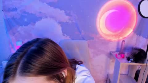 Yuna online show from April 14, 10:05 pm