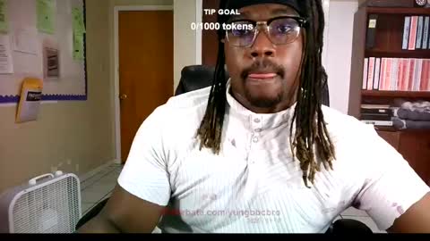 Snapshot of yungbbcbro chatting on February 8, 4:57 am Octavian online show from February 8, 4:57 am