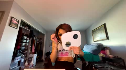 Snapshot of yungfemslut chatting on September 11, 11:16 pm BbyTSSLut online show from September 11, 11:16 pm